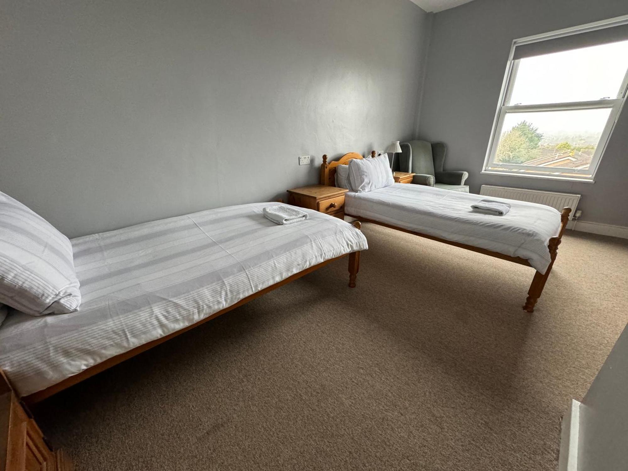 The Elms Guest House Bristol Filton Eksteriør bilde