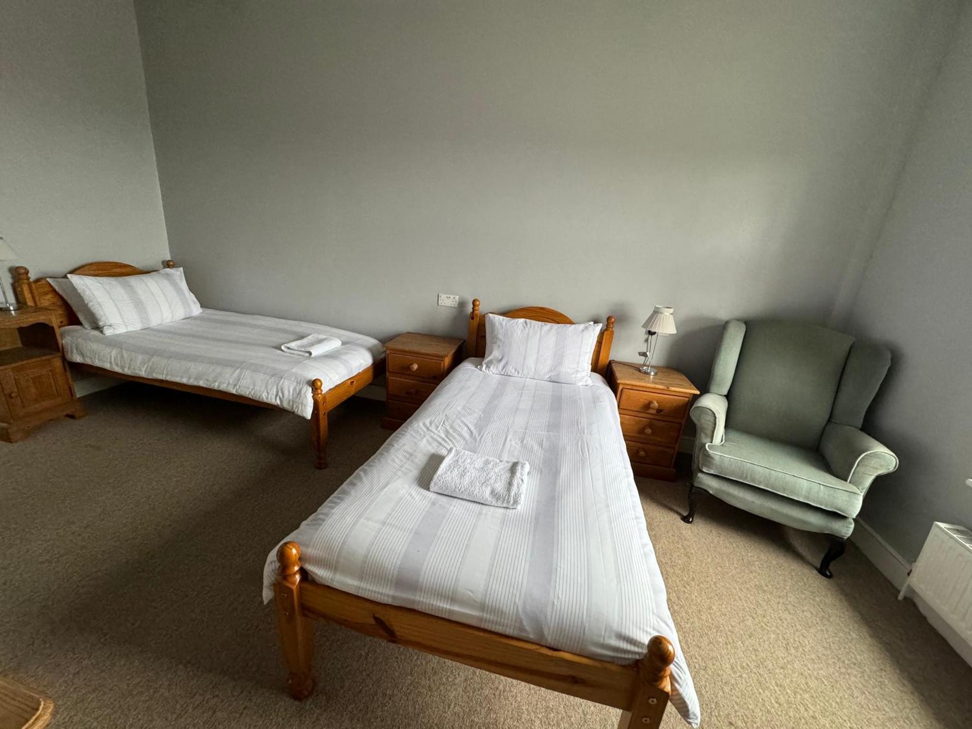 The Elms Guest House Bristol Filton Eksteriør bilde