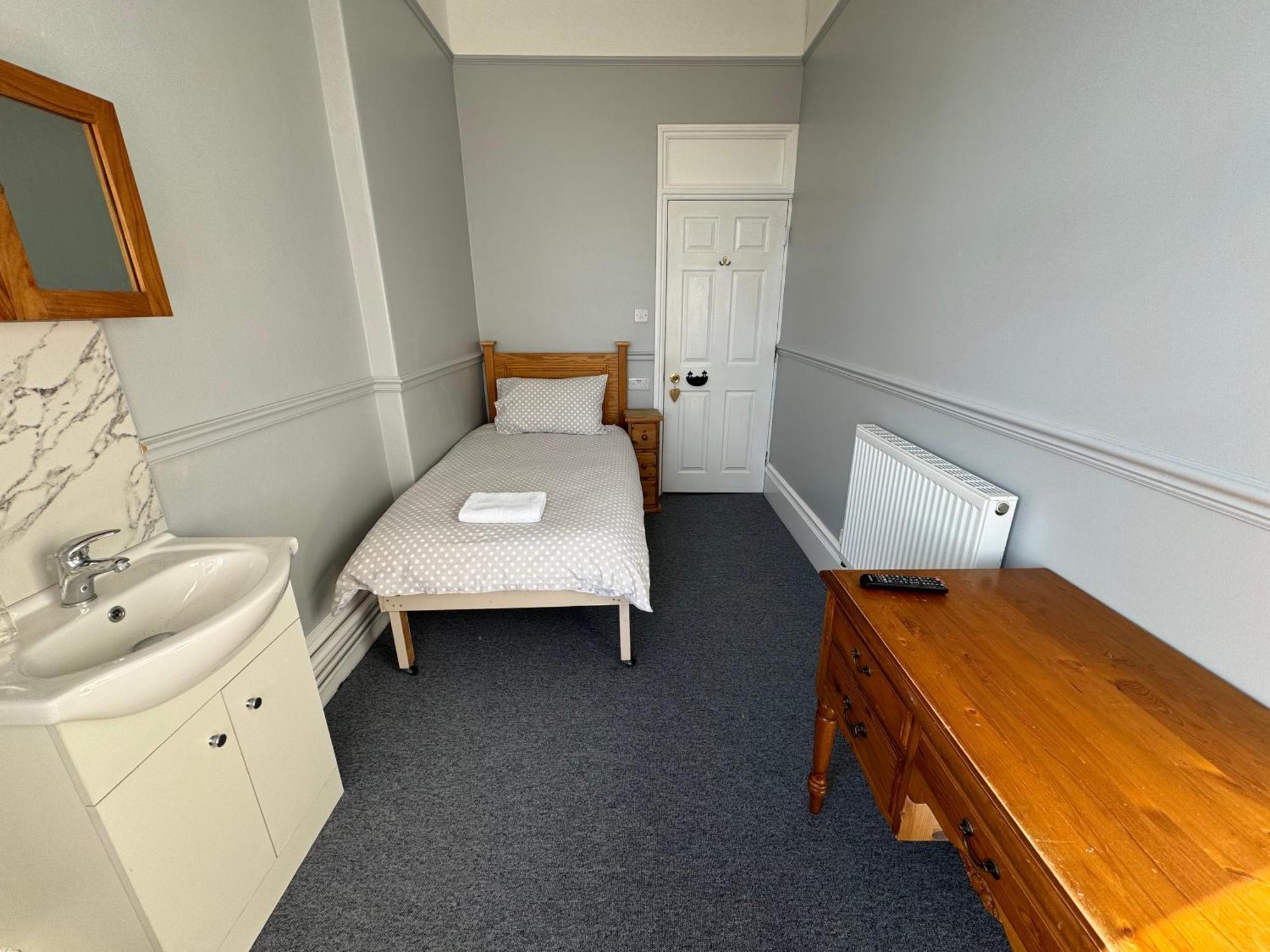 The Elms Guest House Bristol Filton Eksteriør bilde