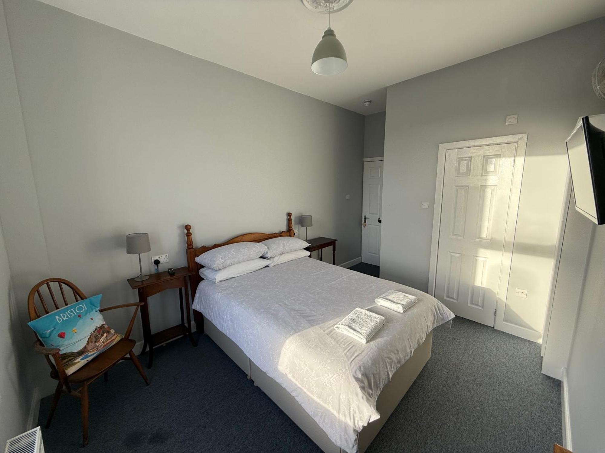 The Elms Guest House Bristol Filton Eksteriør bilde
