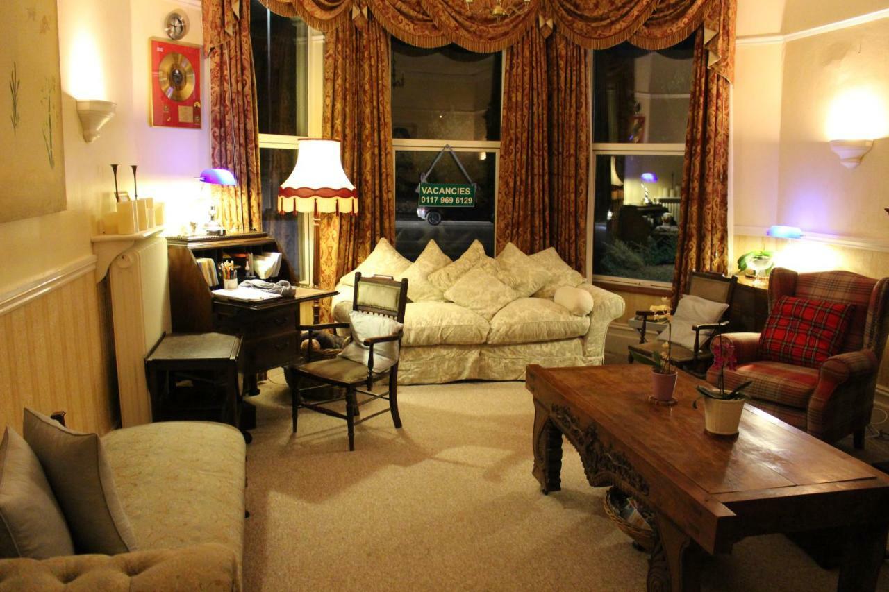 The Elms Guest House Bristol Filton Eksteriør bilde